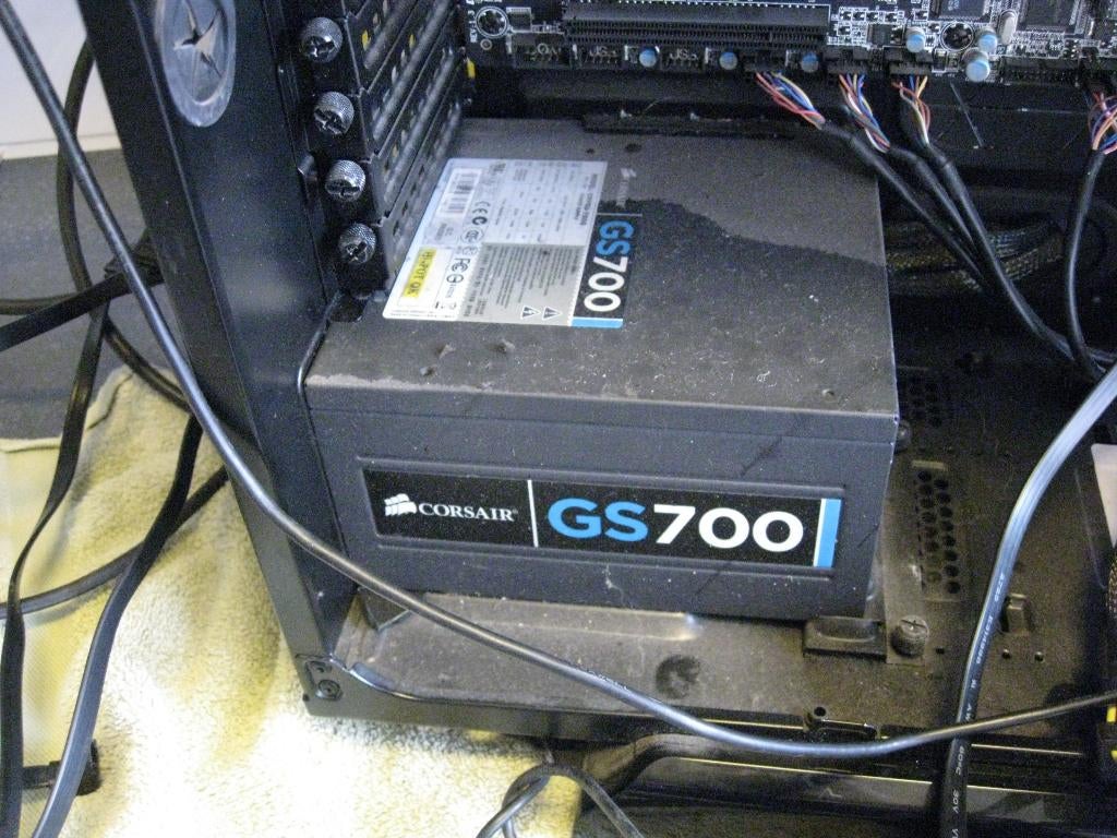 Corsair Gaming GS700 (CMPSU-700G) 700 watt, Computers en Software, Ophalen, Zo goed als nieuw