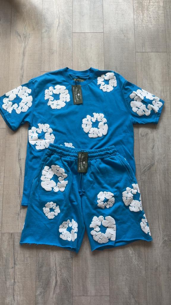 Denim Tears Set Royal Blue Maat L Nieuw Met Prijskaartjes, Ophalen of Verzenden, Nieuw, Maat 52/54 (L), Blauw