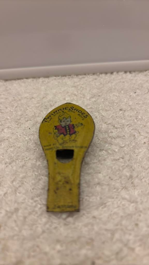 Tin toys Reckame fluitje Twinkie shoes, Antiek en Kunst, Ophalen of Verzenden