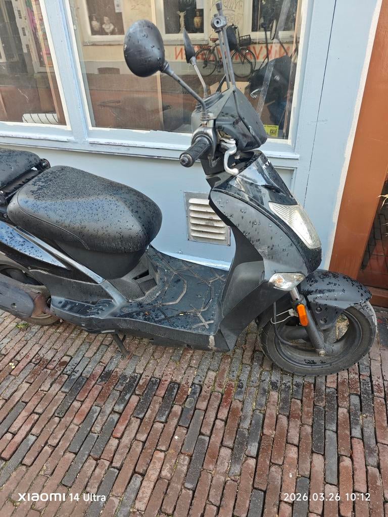 Kymco Agility 2017 – zwart – 26.000 km, Fietsen en Brommers, Scooters | Kymco, Ophalen, Gebruikt, Benzine, Agility