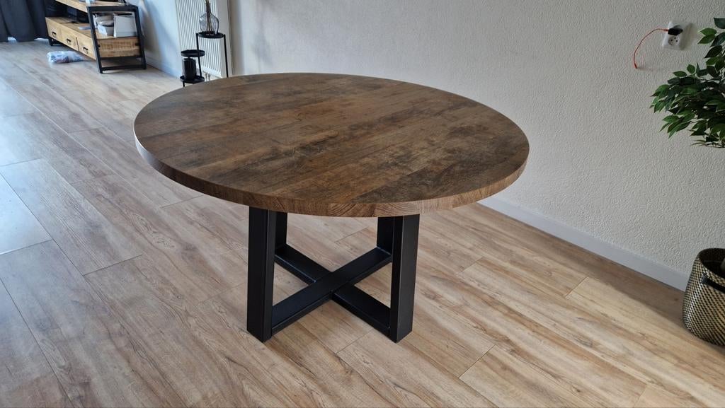 Ronde industriële eettafel 130cm, Huis en Inrichting, Tafels | Eettafels, Ophalen, Rond, Zo goed als nieuw, 100 tot 150 cm
