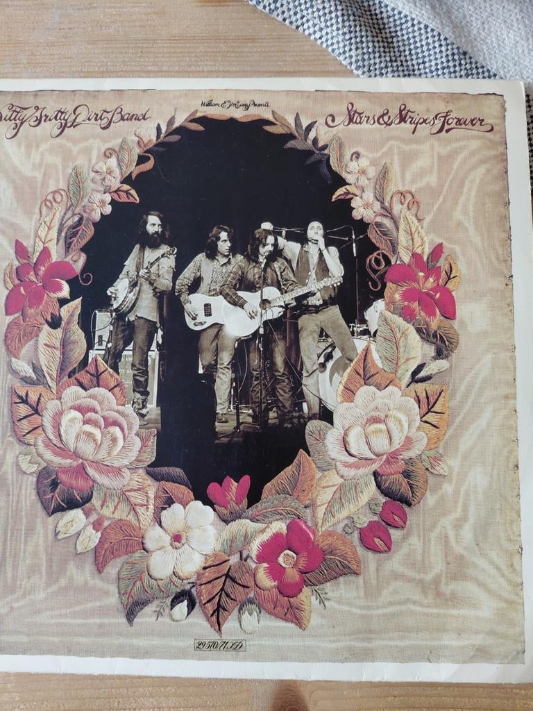 Nitty Gritty Dirt Band - Stars & Stripes Forever LP, Cd's en Dvd's, Vinyl | Rock, Ophalen of Verzenden, Gebruikt, 12 inch, Poprock