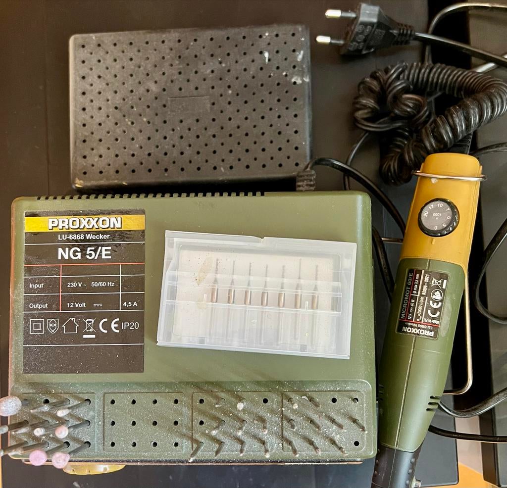 Proxxon NG 5/E met Micromot 60/E en accessoires, Ophalen of Verzenden, Gebruikt, Elektrisch, Bovenfrees