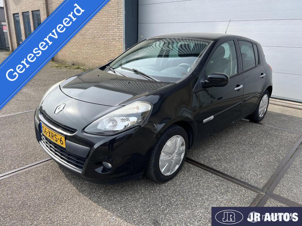 Renault Clio 1.5 dCi Authentique, Voorwielaandrijving, Euro 5, Gebruikt, Zwart