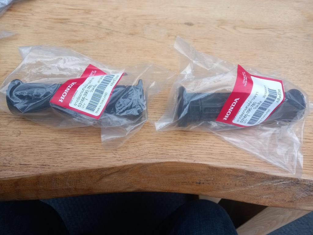 Honda MBX MB Handvaten NOS Origineel - Prijs per set, Ophalen of Verzenden, Nieuw, Overige typen