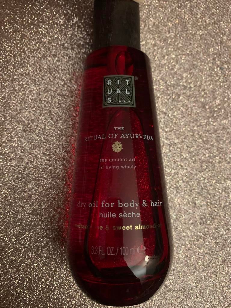 Rituals Ayurveda hair & body oil 100ML, Sieraden, Tassen en Uiterlijk, Uiterlijk | Lichaamsverzorging, Nieuw, Bodylotion, Crème of Olie