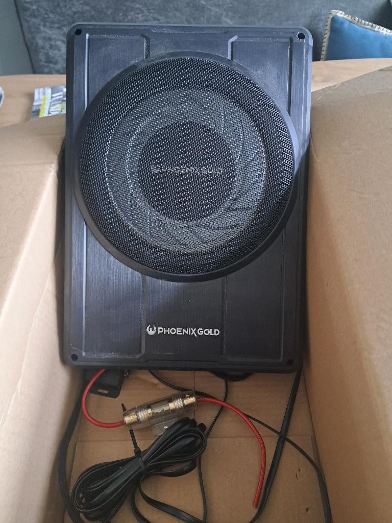Auto ( under seat) subwoofer, Auto diversen, Autospeakers, Ophalen of Verzenden, Zo goed als nieuw