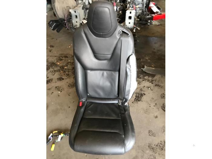 Stoel midden van een Tesla Model X, Auto-onderdelen, Interieur en Bekleding, Overige automerken, Gebruikt, 3 maanden garantie