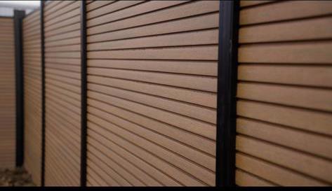 Schutting Hout Beton 100,- p meter & Composieten schuttingen, 1 tot 2 meter, Verzenden, 6 meter of meer, Nieuw