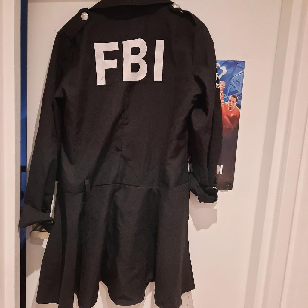 Carnaval jurk fbi politie 44, Carnaval, Verzenden, Maat 42/44 (L), Zo goed als nieuw