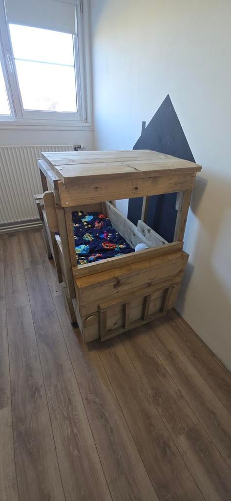 Steigerhouten Kinderbed Vrachtwagen, Kinderen en Baby's, Kinderkamer | Bedden, Ophalen, Gebruikt, 70 tot 85 cm, 140 tot 160 cm