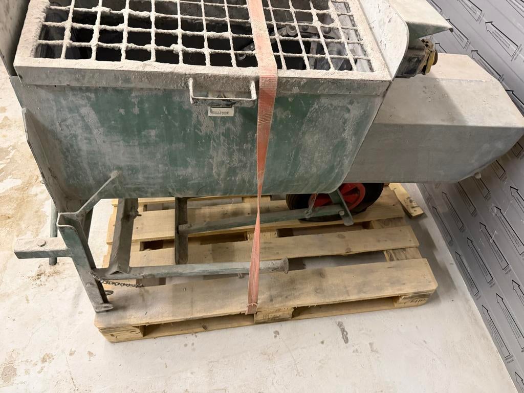 Dwangmenger - Gebruikt, Ophalen, Gebruikt