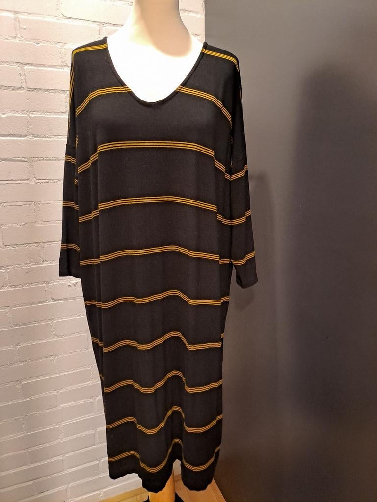 Masai jurk bruin/ginger gestreept, Kleding | Dames, Jurken, Maat 38/40 (M), Bruin, Nieuw, Ophalen of Verzenden