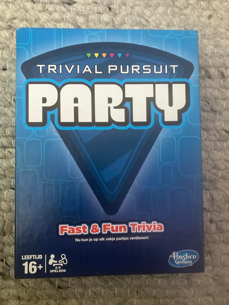 Trivial Pursuit Party - Zo Goed Als Nieuw!, Drie of vier spelers, Ophalen, Zo goed als nieuw