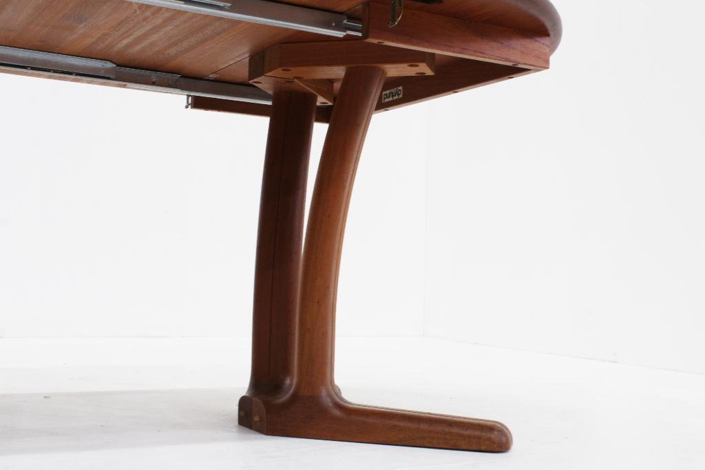 Vintage Dyrlund Deense ronde uitschuifbare massief teak, Ophalen, 50 tot 100 cm, Zo goed als nieuw, Teakhout