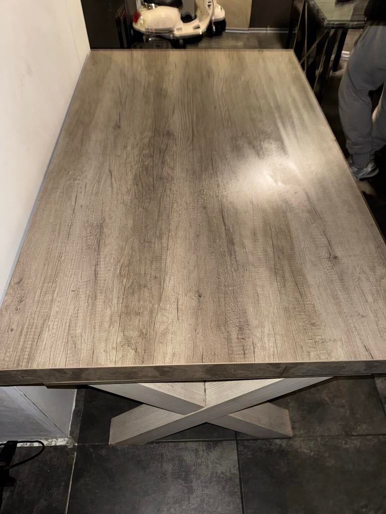 Prima eettafel met lichte schade - Bieden!, Gebruikt, 100 tot 150 cm, Ophalen of Verzenden, 150 tot 200 cm