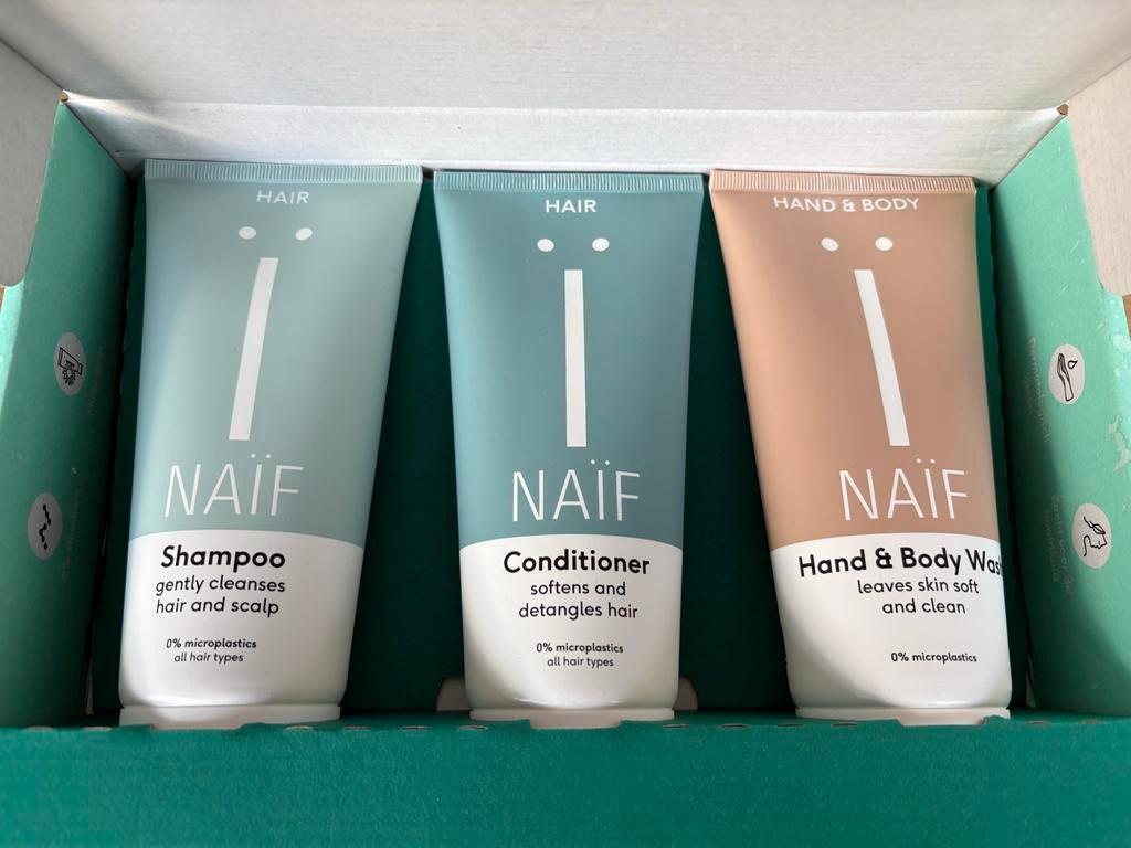 NAÏF Verzorgingsset - Shampoo, Conditioner, Hand & Body Wash, Ophalen of Verzenden, Nieuw, Bad & Douche