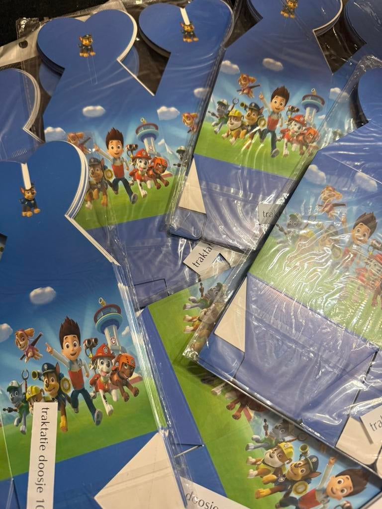 PawPatrol traktatiedoosje / uitdeeldoosje, Ophalen of Verzenden, Nieuw, Feestartikel, Verjaardag
