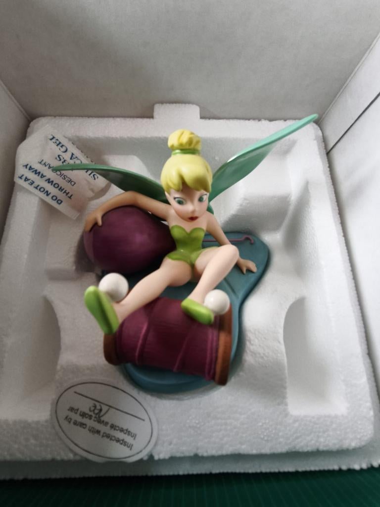 Tinker bell nieuw in doos. WDCC beeld, Ophalen of Verzenden, Overige figuren, Nieuw, Beeldje of Figuurtje