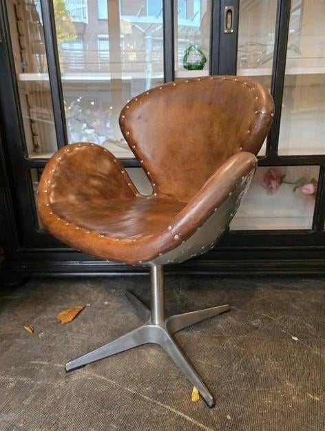 Timothy Oulton Devon Spitfire chairs | Aviator eetkamerstoel, Huis en Inrichting, Gebruikt, Overige kleuren, Timothy Oulton Devon Spitfire
