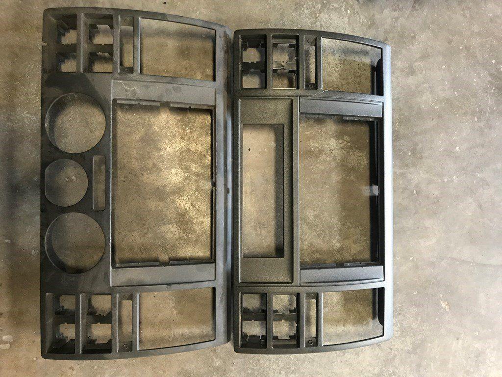 Volkswagen T5 Dashboard delen, Gebruikt, -, Volkswagen, -