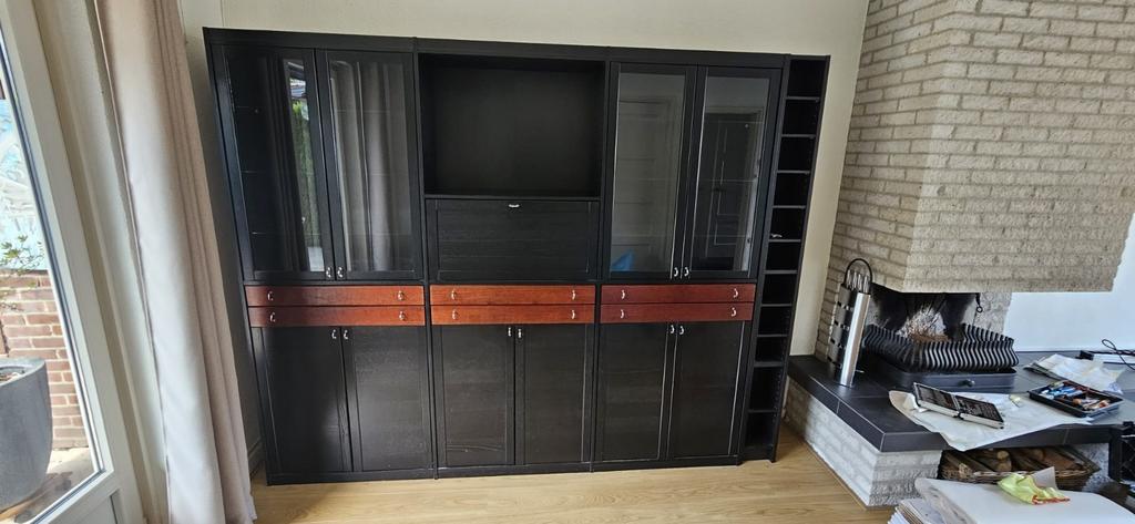 Prachtige kast,wandmeubel 240x35x200 zwart, Ophalen, Zo goed als nieuw