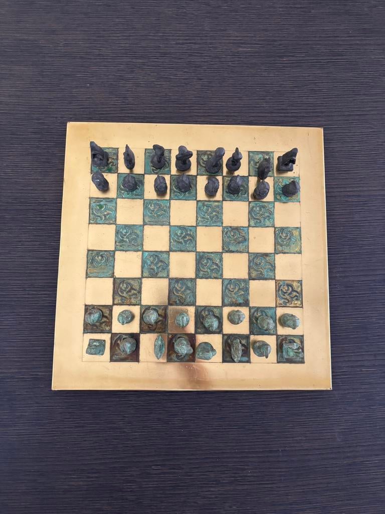 Koperen schaakbord met bronzen/koperen stukken, Een of twee spelers, Ophalen of Verzenden, Zo goed als nieuw