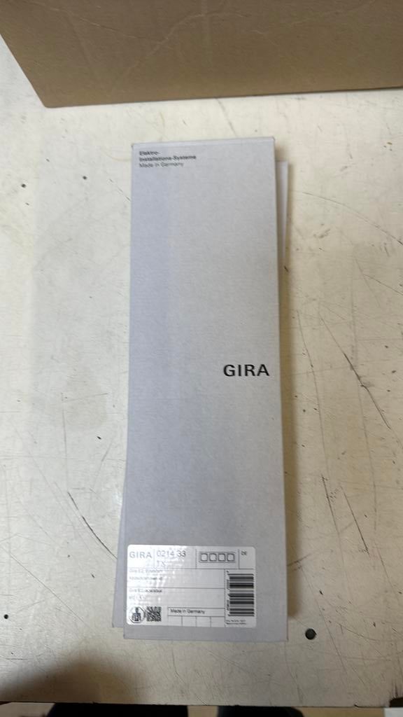 2 stuks viervoudige afdekplaten van Gira Edelstaal, Ophalen of Verzenden, Nieuw