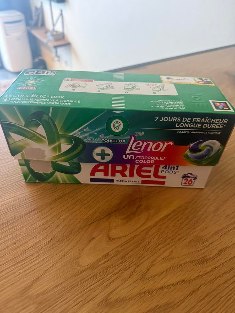 Ariel Lenor Pods! 26 stuks. 10 dozen beschikbaar! 9,50, Ophalen of Verzenden, Schoonmaakmiddel