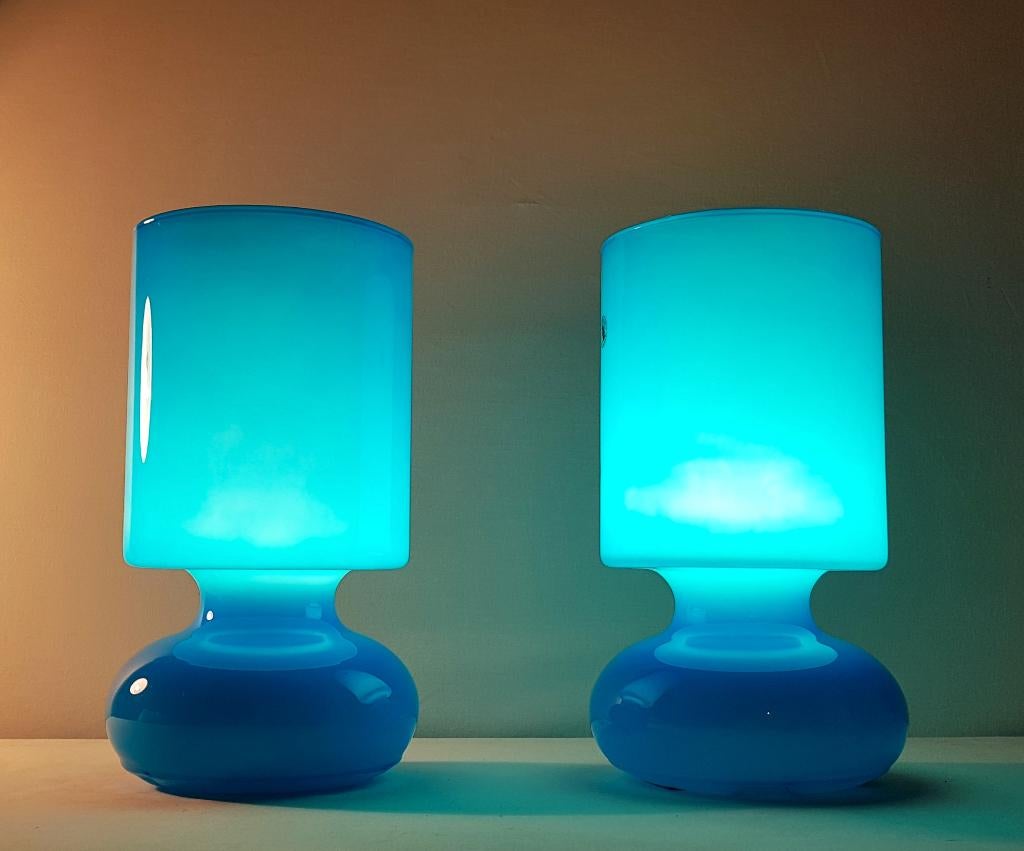 Twee blauwe tafellampen - Ikea, Huis en Inrichting, Mushroom Retro Vintage, Ophalen of Verzenden, Minder dan 50 cm, Glas