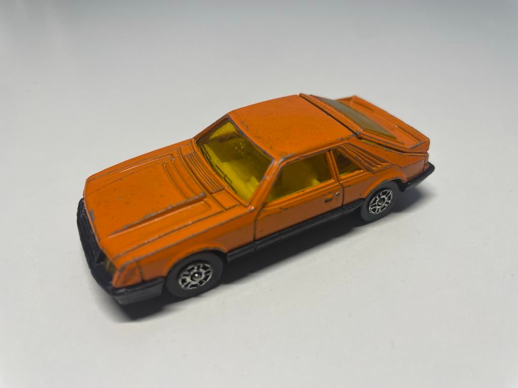 Corgi Ford Mustang Cobra, Hobby en Vrije tijd, Modelauto's | 1:18, Ophalen of Verzenden, Gebruikt, Auto