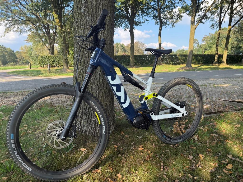 Husqvarna Mountain Cross MC2 - E-mountainbike, maat S, 295km, Fully, Zo goed als nieuw, Ophalen, Overige merken