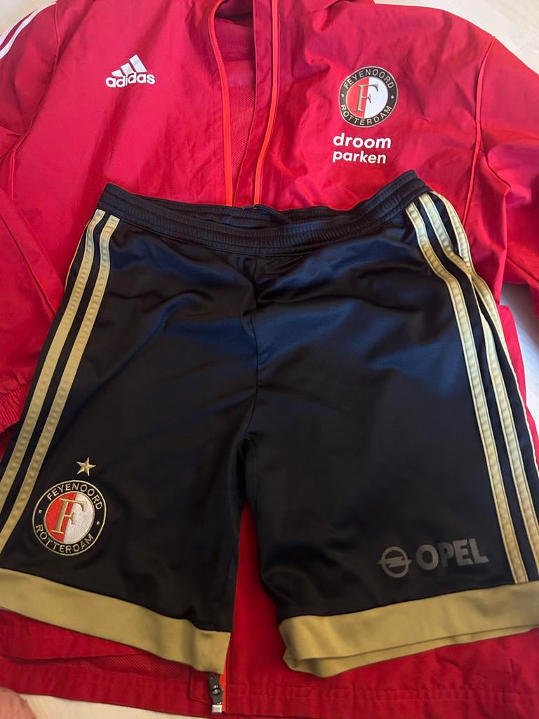 Feyenoord jas en korte broek - Set, Maat L, Ophalen of Verzenden, Zo goed als nieuw, Set
