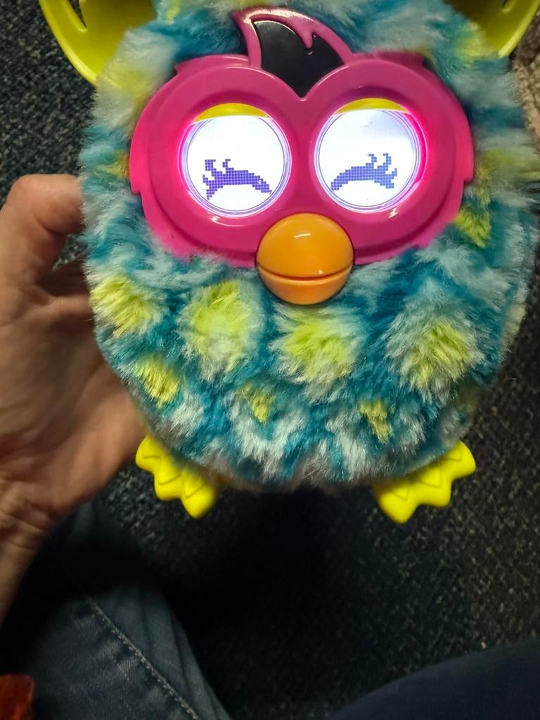 Furby boom Hasbro 2013 blauw/lime/roze, Kinderen en Baby's, Speelgoed | Knuffels en Pluche, Ophalen of Verzenden, Gebruikt, Overige typen