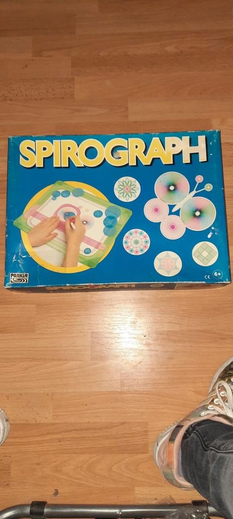 Spirograph Tekenset - Creatief Speelgoed, Ophalen of Verzenden, Gebruikt, Knutselen