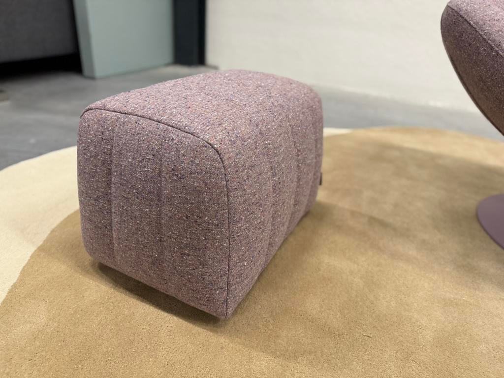 Nieuw Label Van den Berg Cocoon Poef Stof Design Hocker, Nieuw, Stof, Leolux Harvink Jori Rolf Benz Design on Stock Eyye Montis