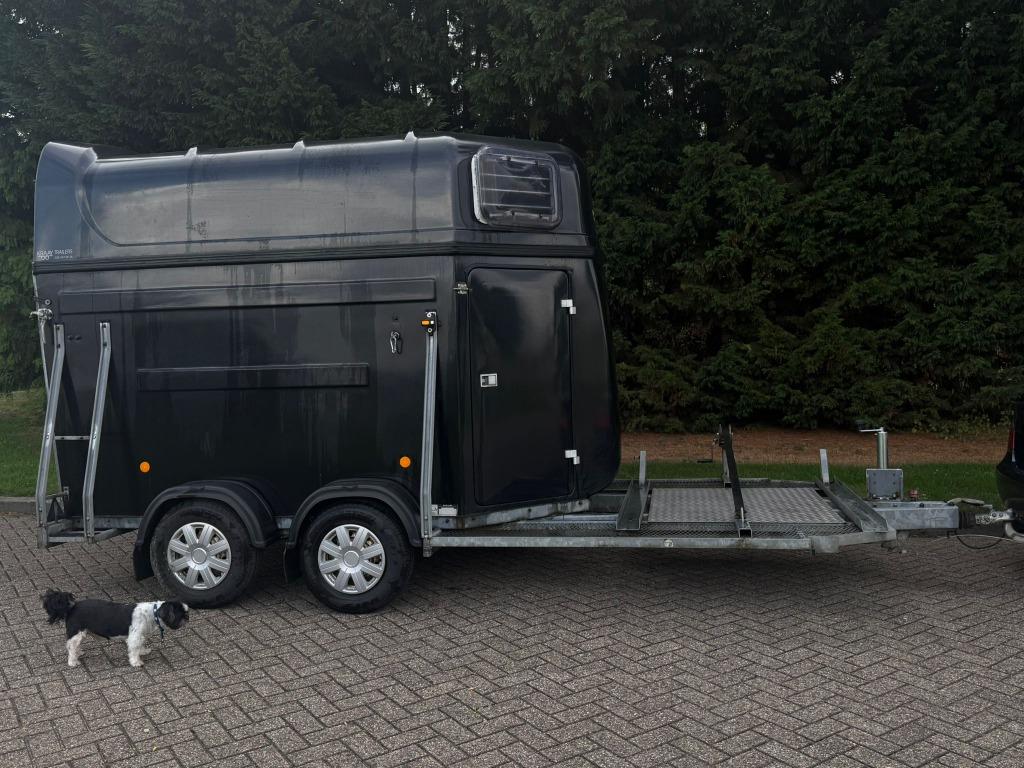 Mentrailer te huur (koetsentrailer huren), Ophalen, Gebruikt, Aluminium, 2-paards trailer