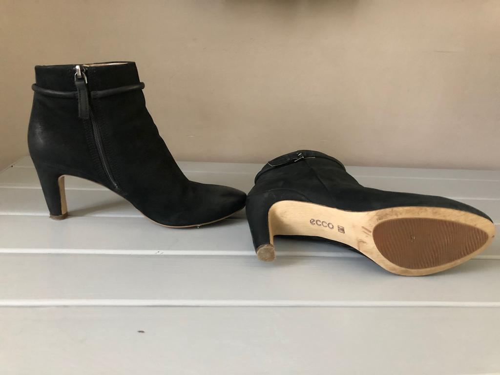 Ecco laarsjes met hak, Kleding | Dames, Schoenen, Zwart, Lage of Enkellaarzen, Ophalen of Verzenden, Zo goed als nieuw