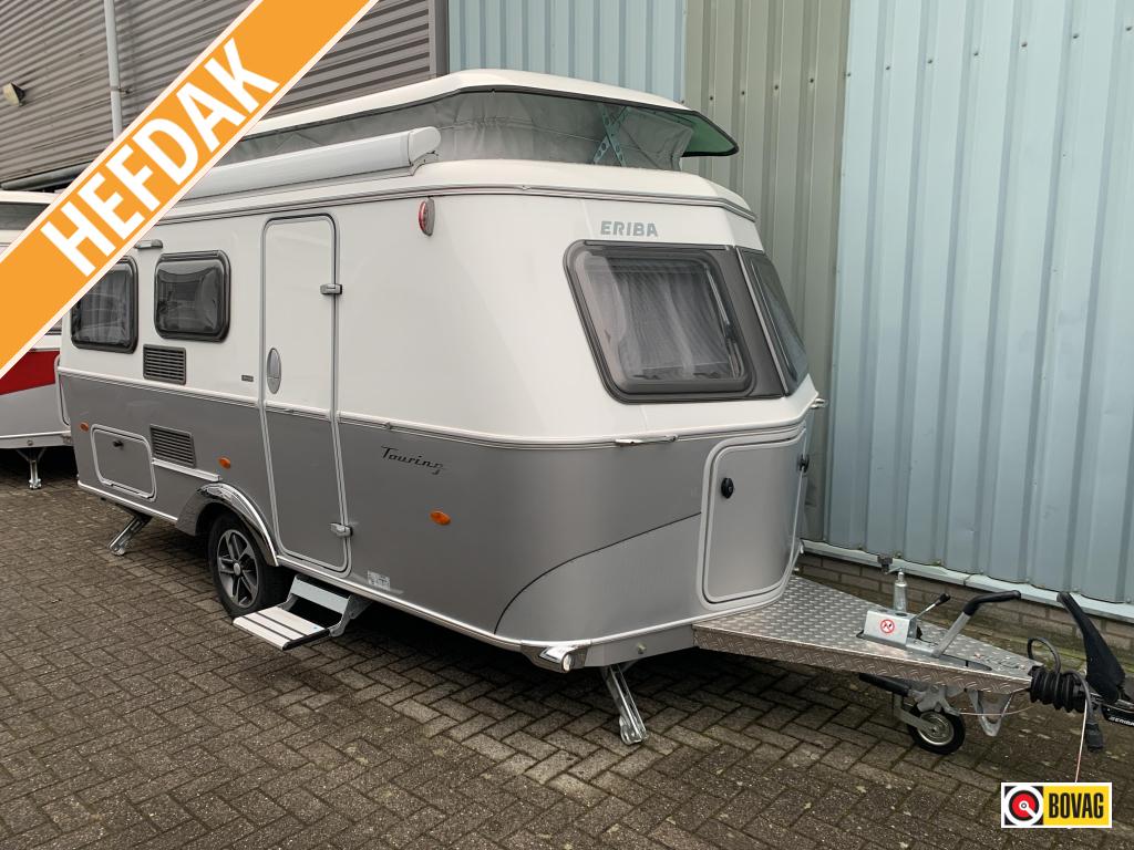 Eriba Touring Urban 530 Hordeur/Serv.luik/Luifel, Standaardzit, Bedrijf, 4 tot 5 meter, Eriba