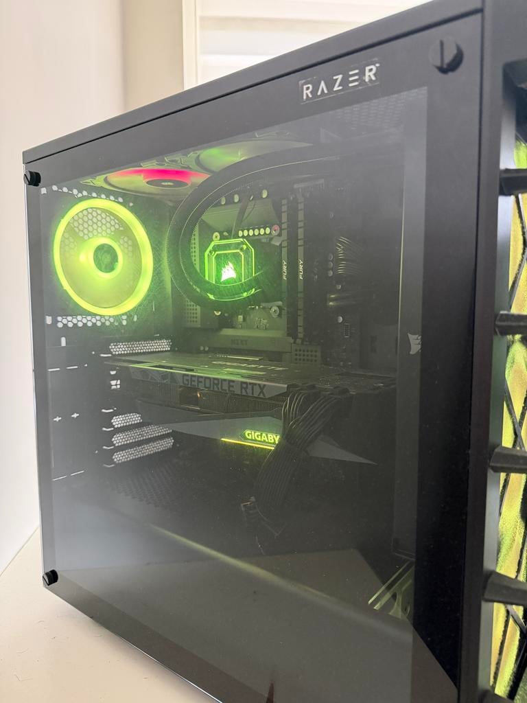 High-End Gaming PC Setup met Monitor, Computers en Software, Desktop Pc's, 64 GB of meer, Ophalen of Verzenden, Zo goed als nieuw