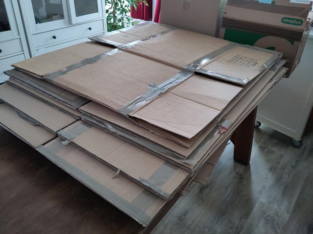 Verhuisdozen met inpakmateriaal (noppenfolie & pakpapier), Ophalen, 40 tot 60 cm, Opvouwbaar, 50 tot 75 cm