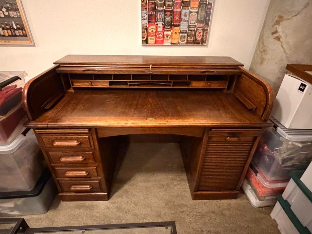 Klassiek bureau, Ophalen, Zo goed als nieuw