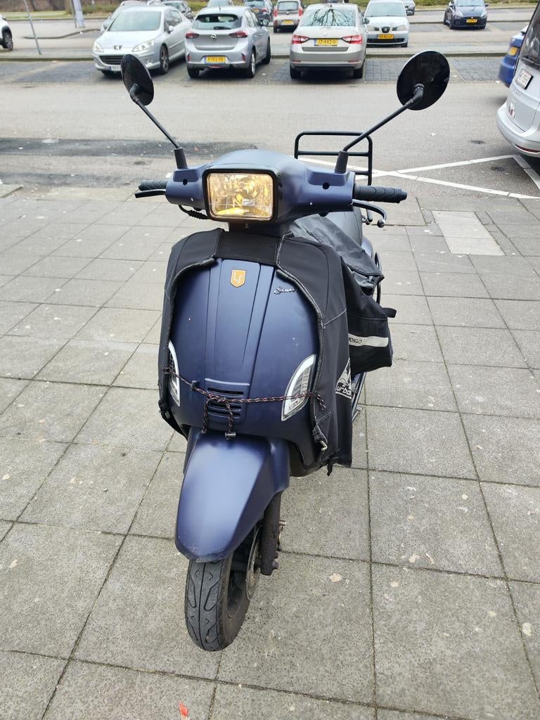 La souris sourini 2022, Overige merken, Gebruikt, Ophalen of Verzenden, Benzine