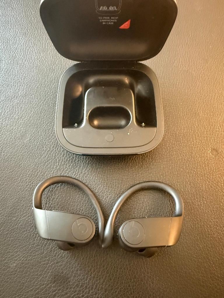 BEATS Powerbeats Pro A2078 Wireless Earbuds, Gebruikt, Zwart, Ophalen of Verzenden, In oorschelp (earbud)