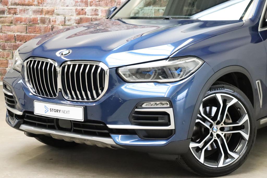 BMW X5 xDrive40i High Executive xLine Automaat / Live Cockpi, Gebruikt, Stoelverwarming, Blauw, 340 pk
