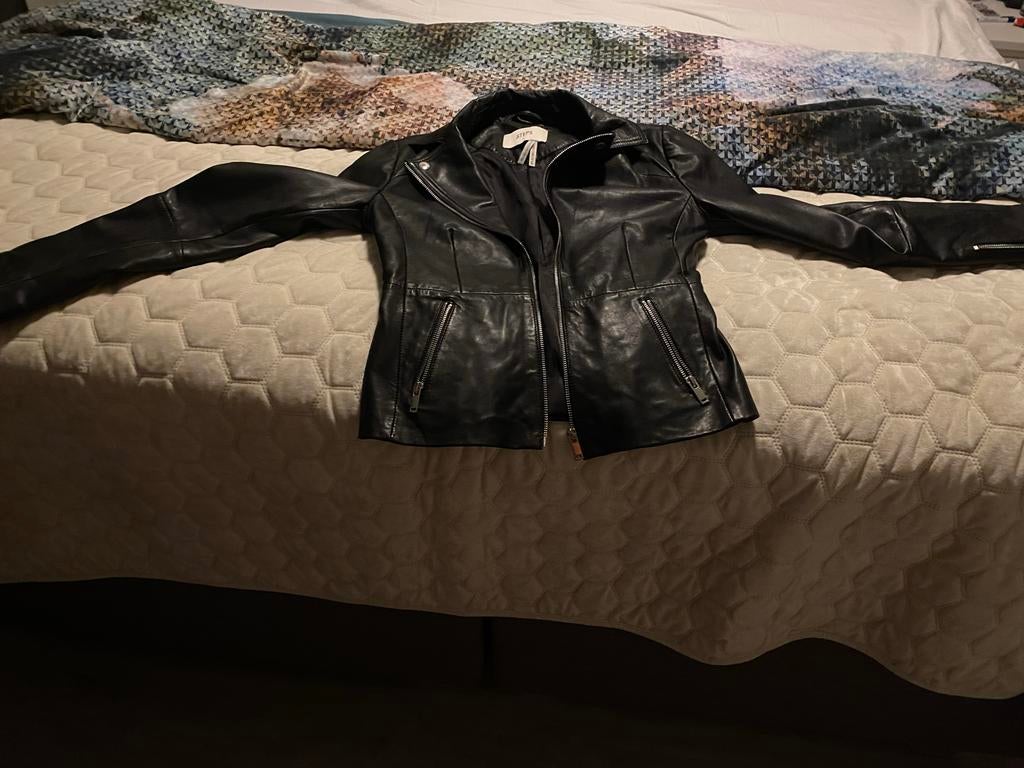 Zwart leren jasje van Steps, maat 34, Ophalen of Verzenden, Zo goed als nieuw, Maat 34 (XS) of kleiner, Zwart