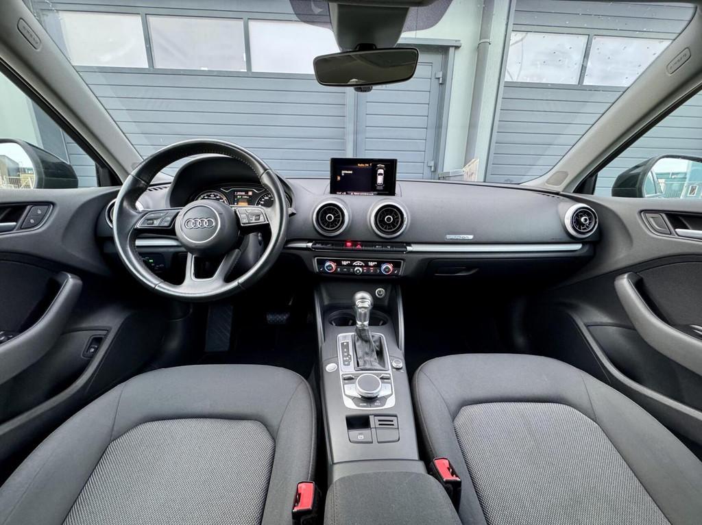 Audi A3 - Sportback 1.4 e-tron Sport 204pk | Plug In Hybride, Auto's, Audi, Stof, Gebruikt, 4 cilinders, Zwart