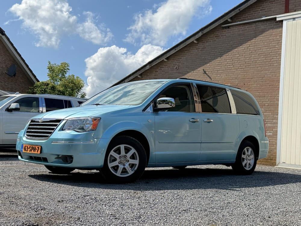 Chrysler Grand Voyager 3.8 V6 LIMITED 3xTV/DVD/YOUNGTIMER!, Auto's, Chrysler, Gebruikt, Grand Voyager, Blauw, 7 stoelen