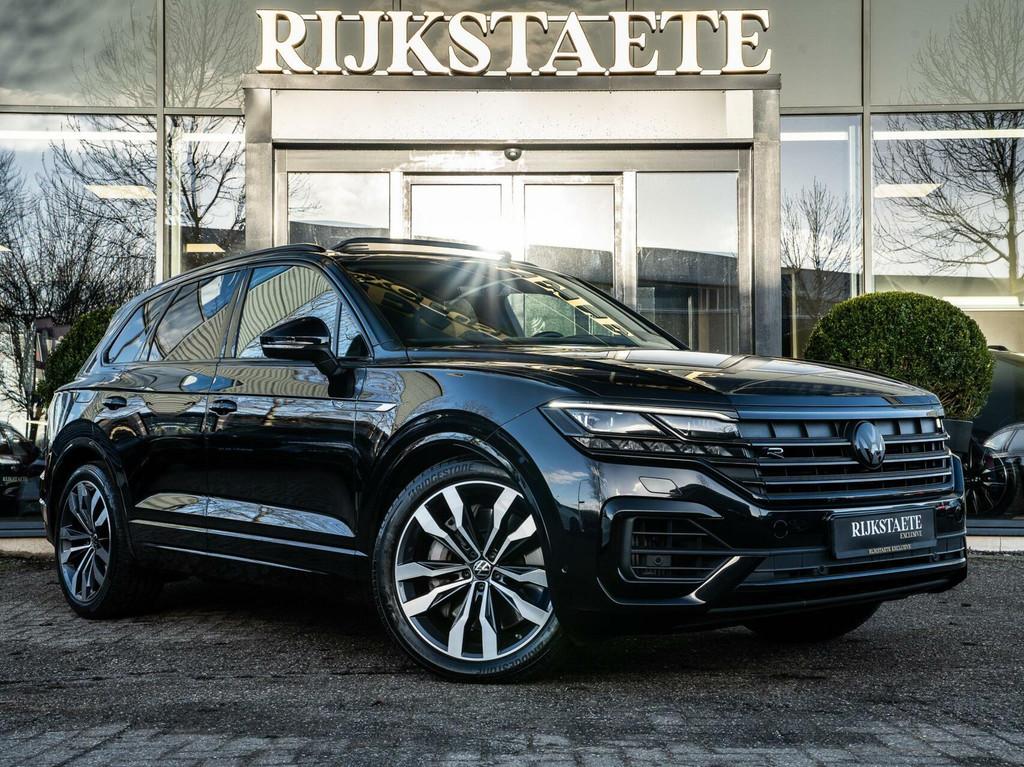 Volkswagen Touareg R 3.0TSi 4MOTION|PANO|DYNAUDIO|HEADUP|21', Automaat, Gebruikt, 2995 cc, Zwart