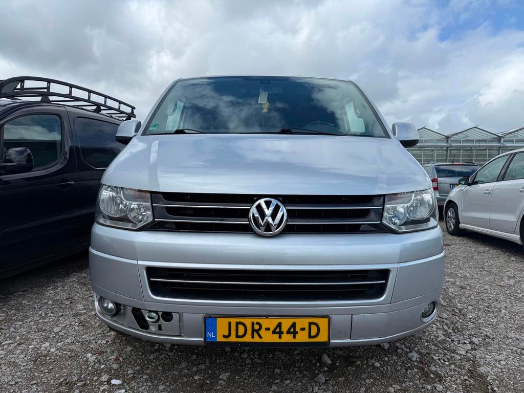 Volkswagen Transporter Multivan 2010 * 2.0 TDI L1H1 Highline, Euro 5, 2081 kg, Gebruikt, 8 stoelen